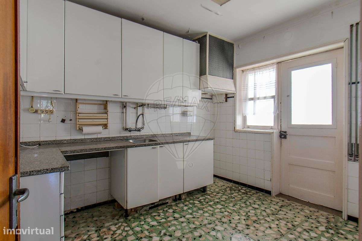 Moradia T4 para venda-7