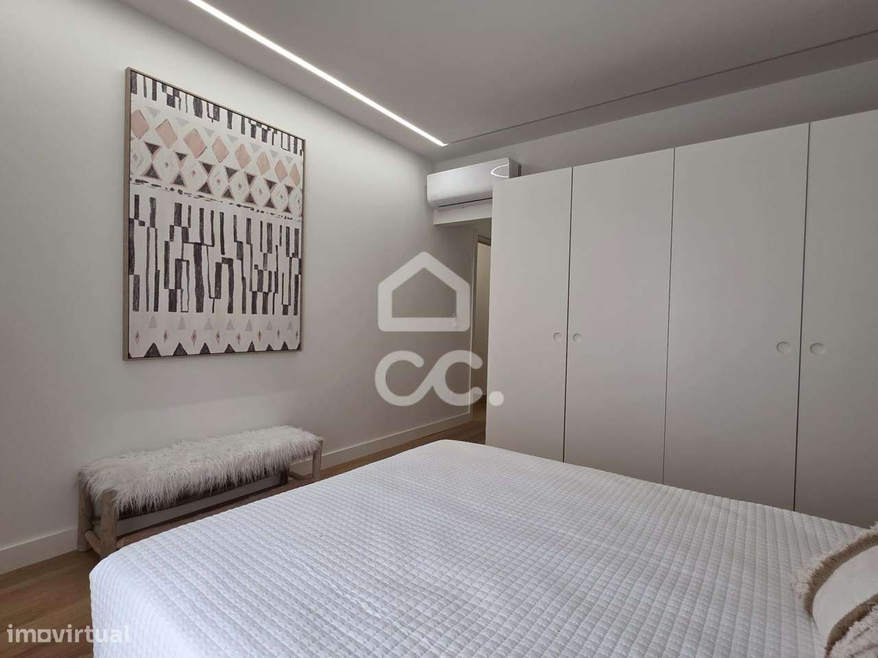 Apartamento T3 de Design Exclusivo no Coração da Baixa de Setúbal-16