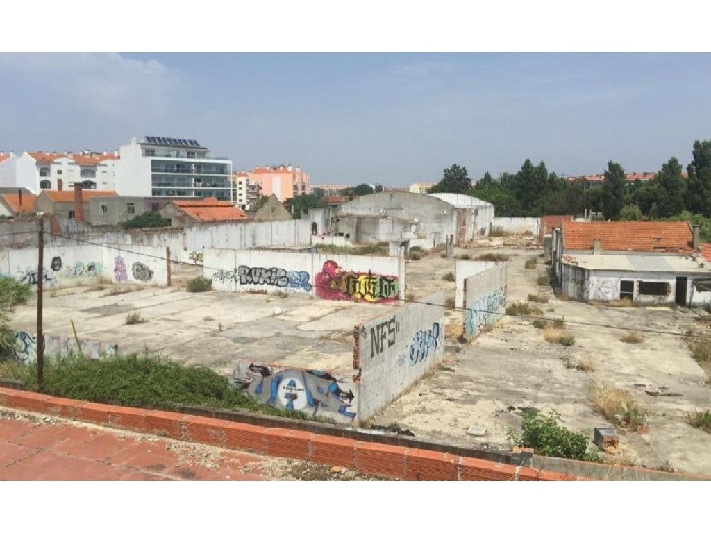 Terreno Urbano para venda no Montijo, Distrito de Setúbal