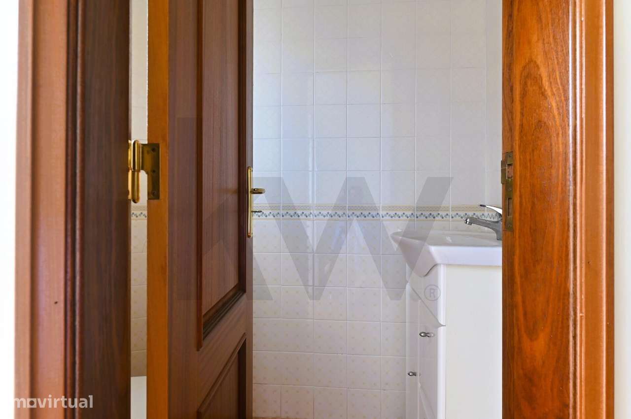 CASCAIS COLÉGIO AMOR DE DEUS – MORADIA T4 + T1 INDEPENDENTES-8