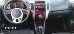 Kia Venga 1.4 CVVT Business Line - 10