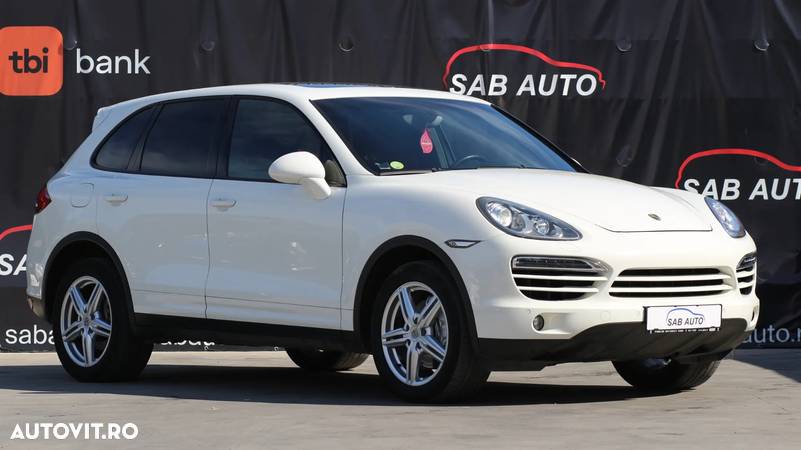 Porsche Cayenne 3.0 L V6 - 23