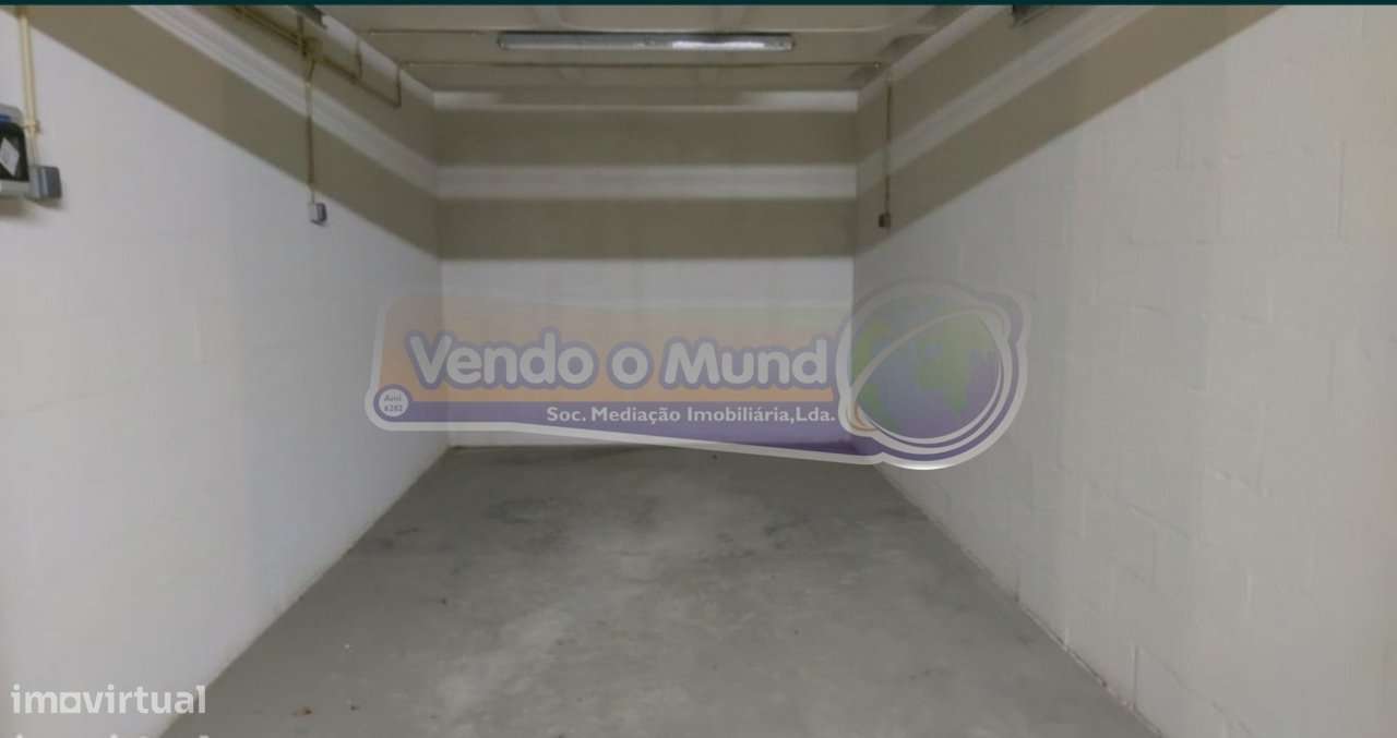 Box para um carro na Póvoa de Santa Iria (FTC016) - Grande imagem: 2/4