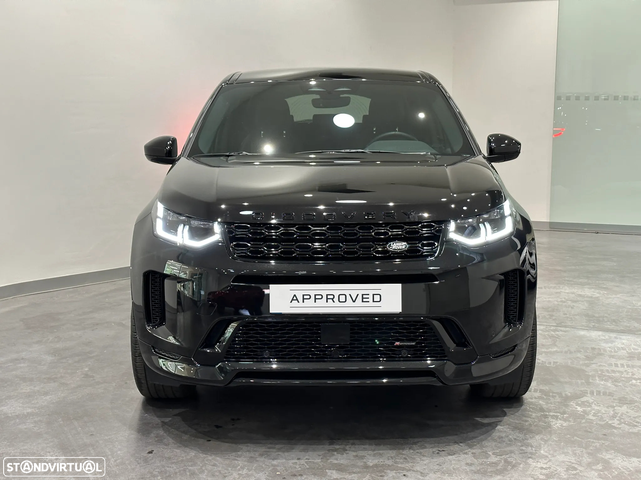 Land Rover Discovery Sport 2.0 D165 R-Dynamic SE - 2