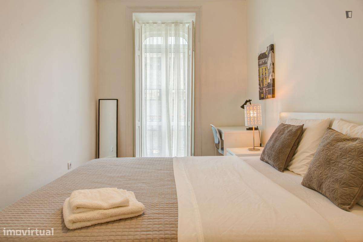 Quarto - localizado em Picoas Lisbon - Grande imagem: 2/10