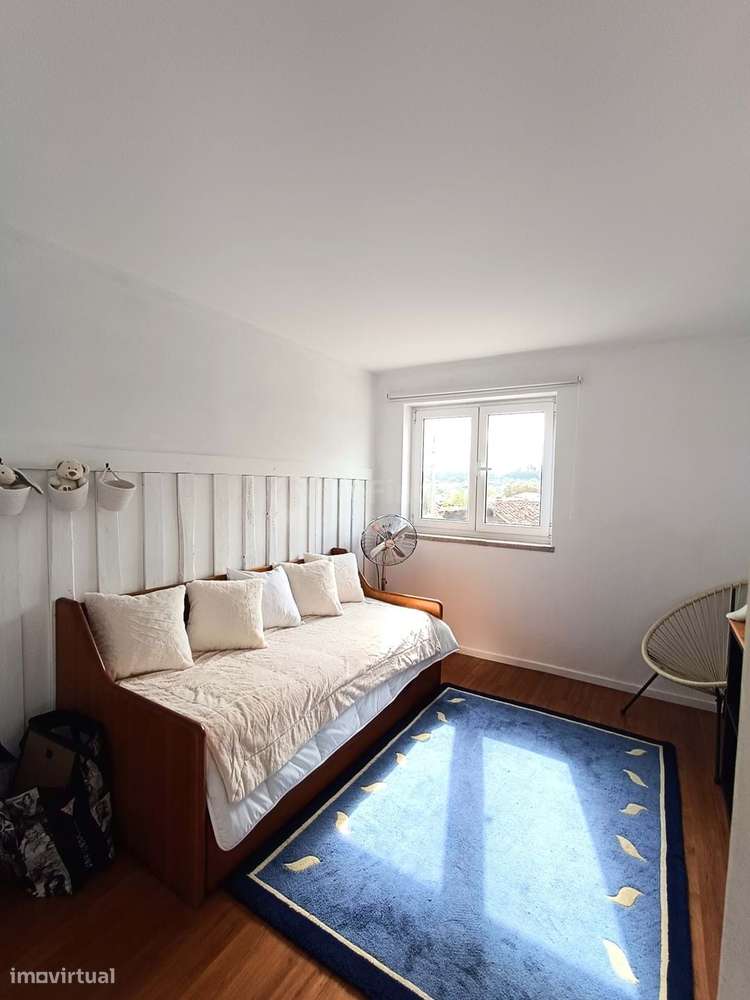 Moradia T3 totalmente renovada e equipada em Gáfete-22