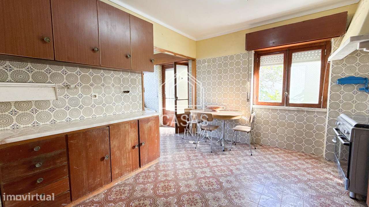 Moradia Independente T5 em Vila Fria - Porto Salvo - Grande imagem: 5/49