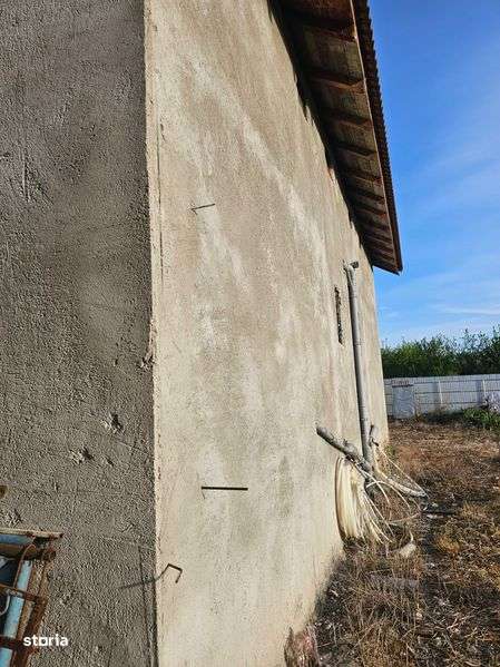 Casa de vanzare, 200mp, 3 Dormitoare, 4 bai, bucatarie + 900mp teren, - Imagine principală: 5/6