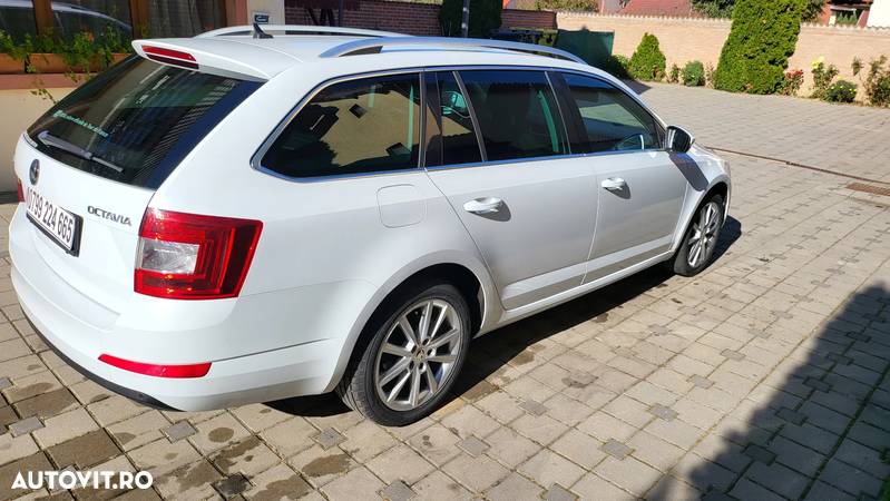 Skoda Octavia 2.0 TDI DSG Style - 5