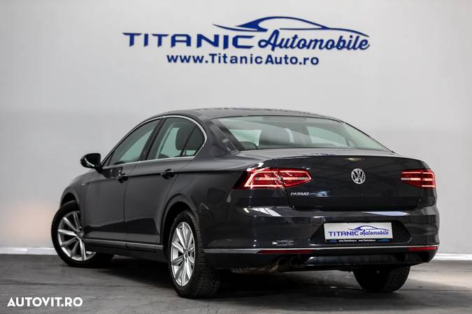 Volkswagen Passat Variant 2.0 TDI DSG 4Motion Highline - 14