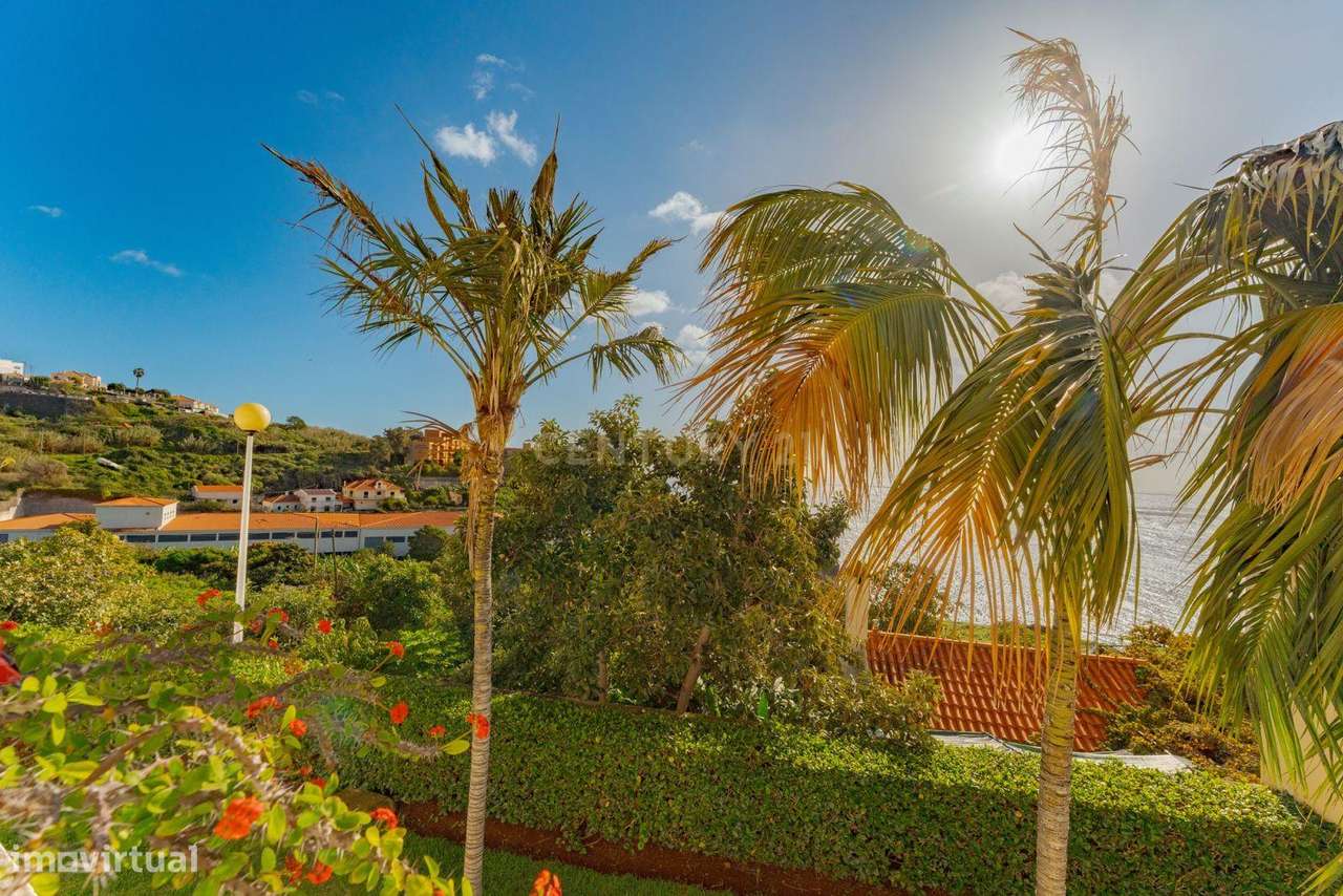 Apartamento T2 com vista mar-Atalaia, Caniço-10