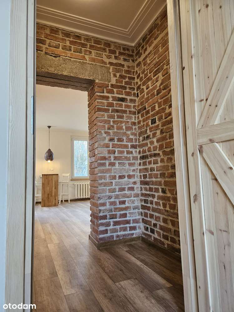 Dwa pokoje po generalnym remoncie | Sztukateria i cegła | 48,6 m2-7