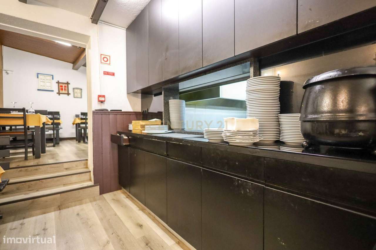 Prédio com 2 pisos em Dume, Braga - Grande imagem: 4/20