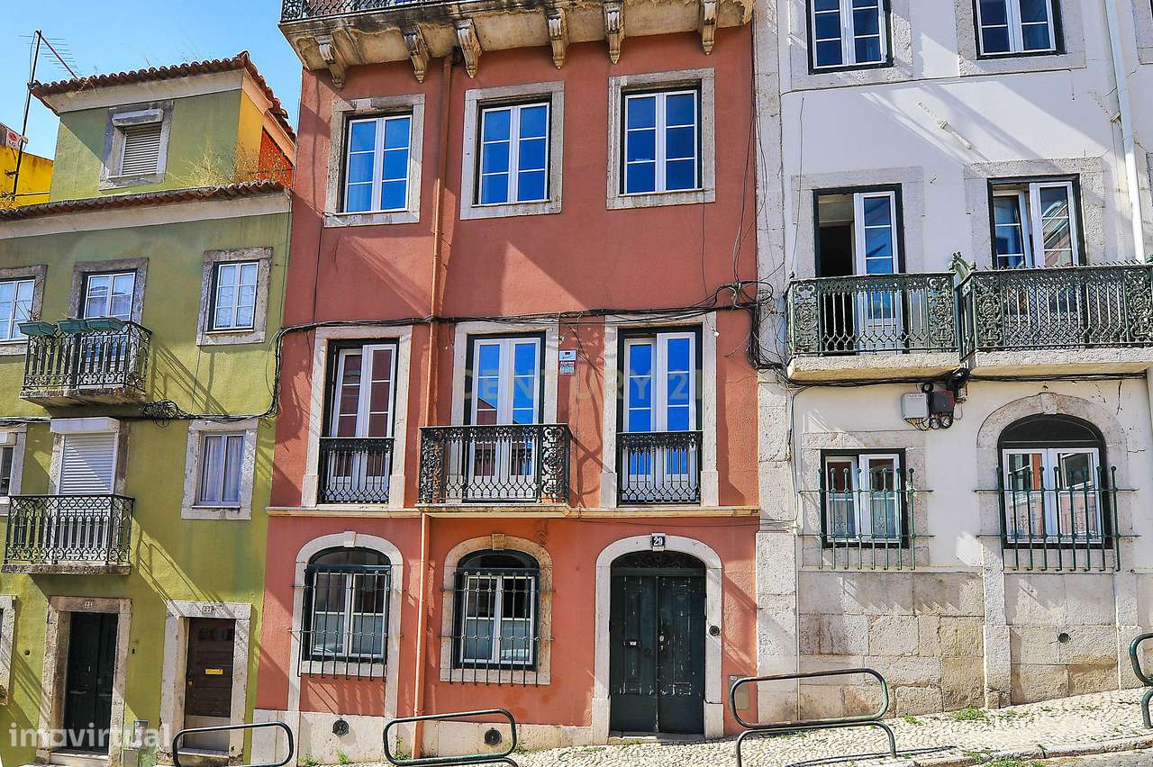 Espaçoso apartamento T2 bem central e numa zona recatada e tranquila n - Grande imagem: 2/30