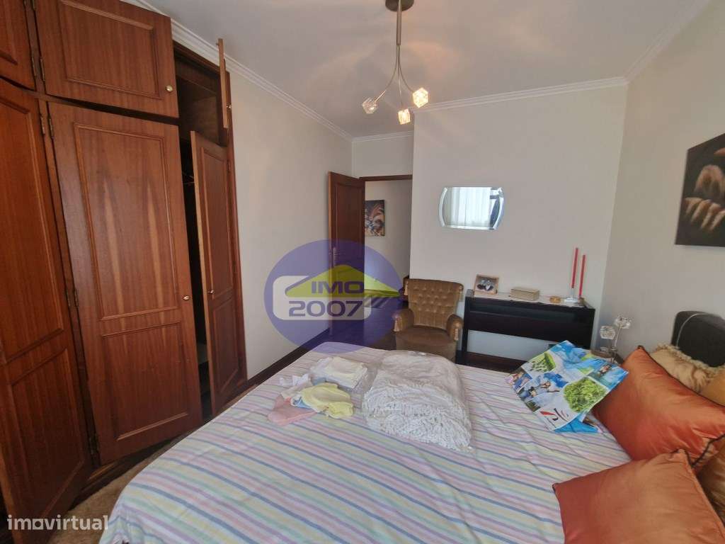 Apartamento T2 em Paços de Brandão-11