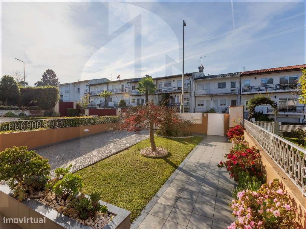 Fantastica Moradia T4-26