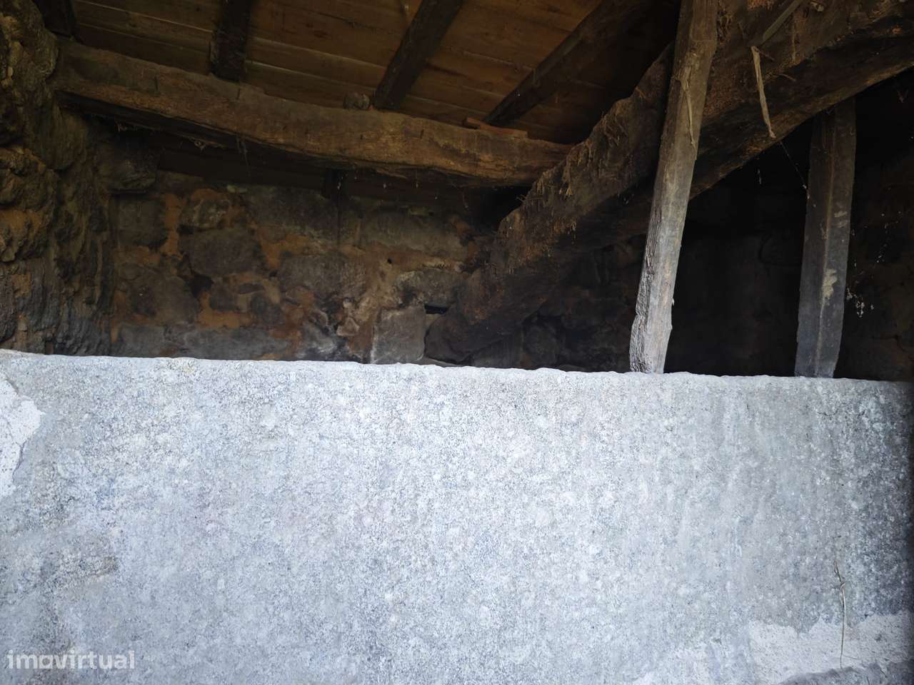 Moradia à Venda em Lamelas, Santa Marinha do Zêzere, Baião-9