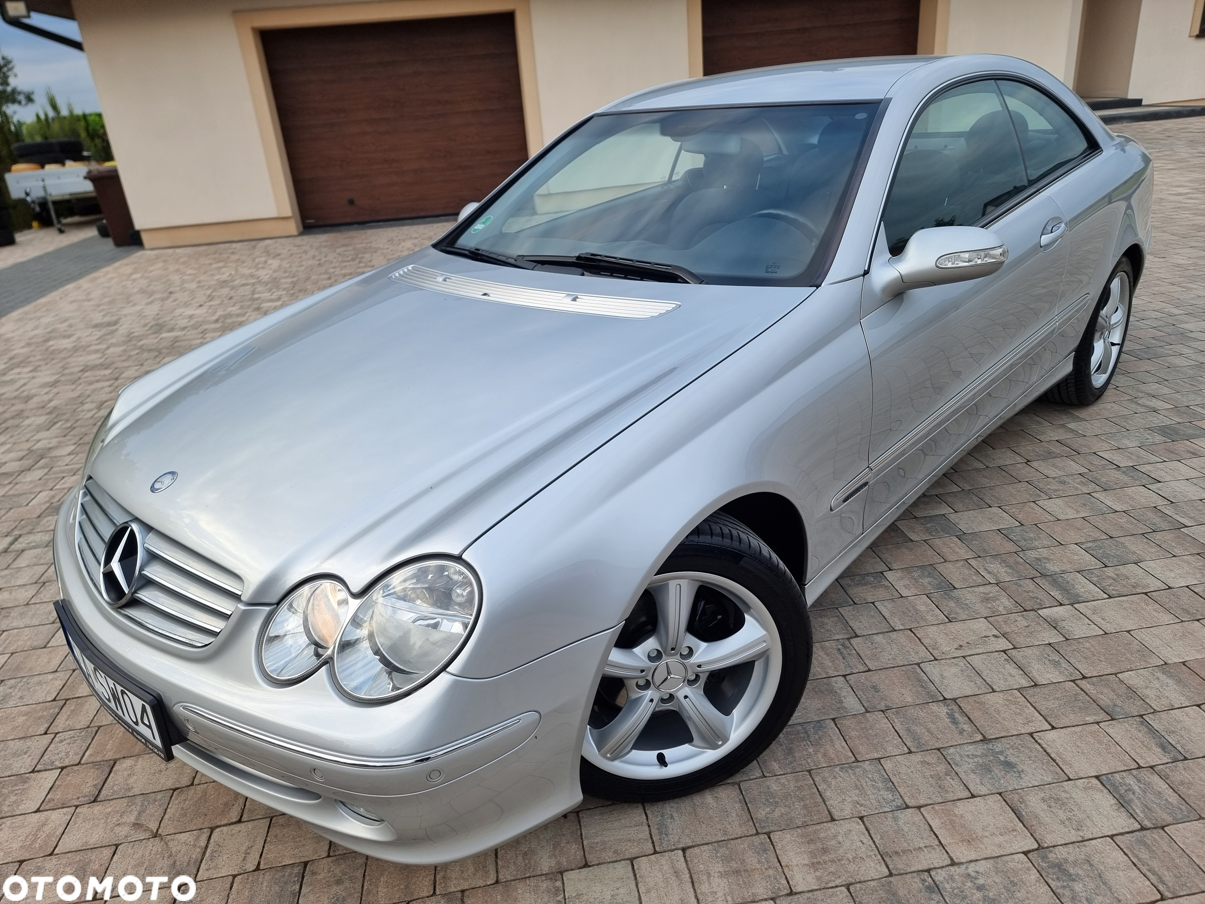 Mercedes-Benz CLK - 2