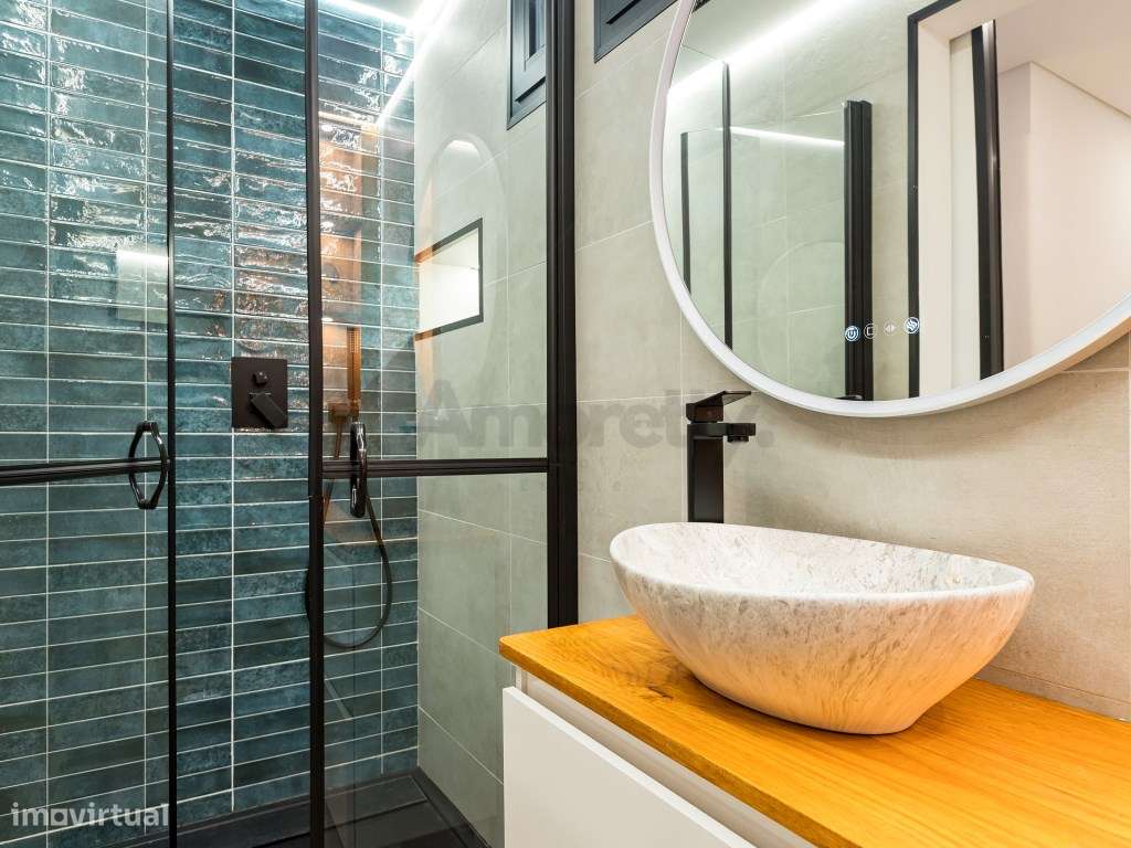 T4 Remodelado com Terraço em Pleno Coração de Arroios-28