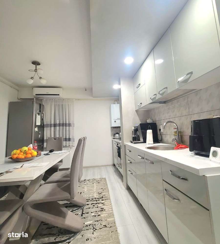 Vand 3 cam Tudor lux - Imagine principală: 1/6