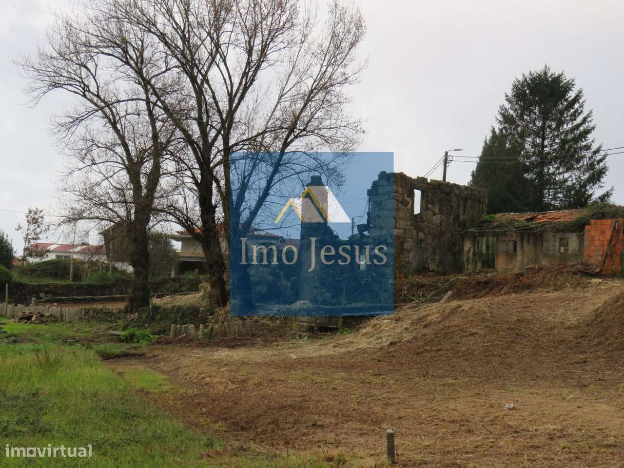 Terreno para construção com 3000 metros em Perosinho-8
