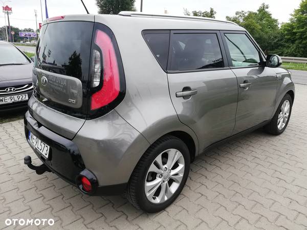 Kia Soul 1.6 CRDI Dream Team Edition - 4