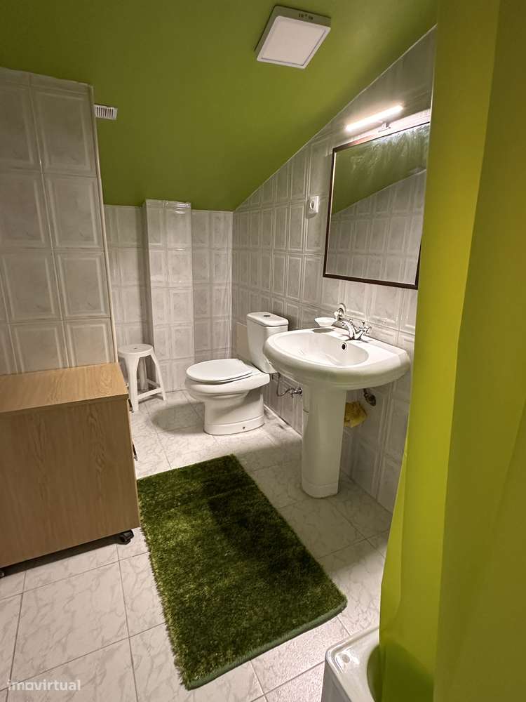 Excelente apartamento T2 ao nível do sótão-5