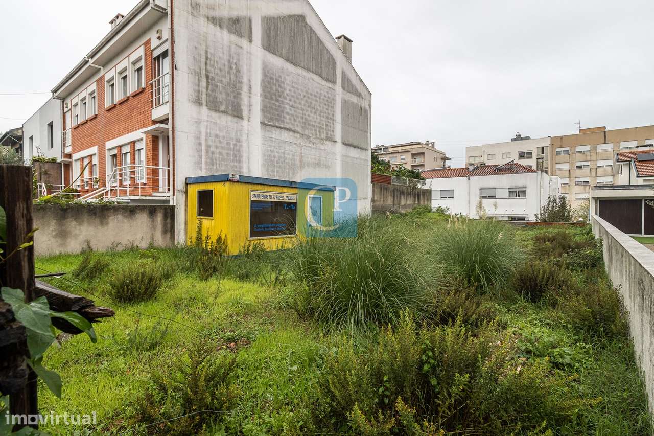 Lote de terreno na Pedra Verde, em São Mamede de Infesta - Grande imagem: 4/12