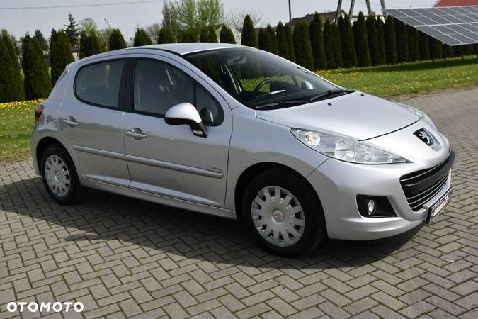 Peugeot 207 - 3