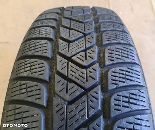 Pirelli Scorpion Winter 215/65R17 99 H - 2