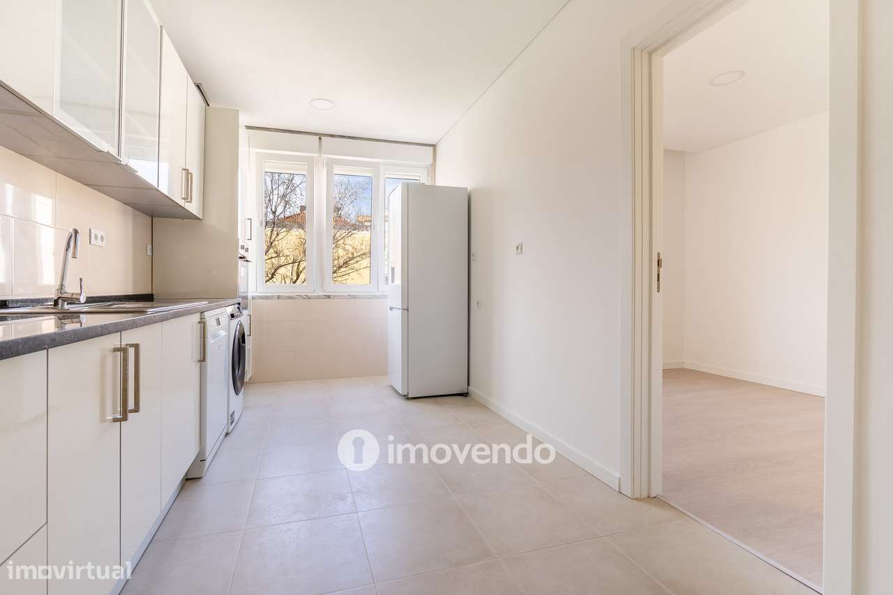 Apartamento T3 remodelado, com cozinha equipada, na Serra das Minas-7