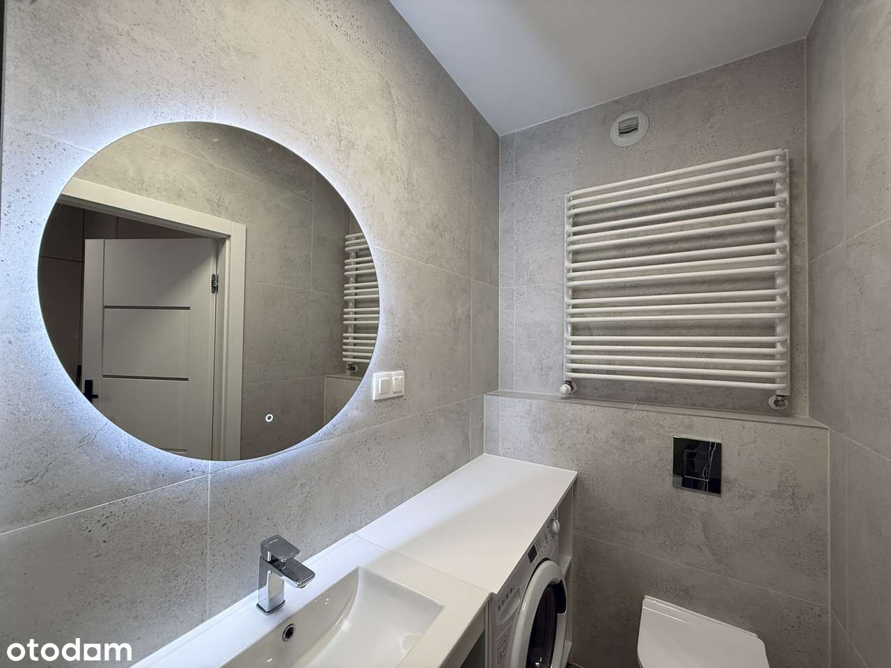 Mieszkanie typu studio w Śródmieściu - wykończone i umeblowane, balkon-8