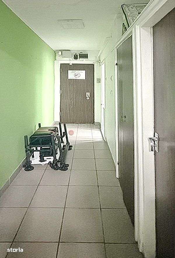 Vad Comercial Ridicat, Vizibilitate maxima - Imagine principală: 2/11