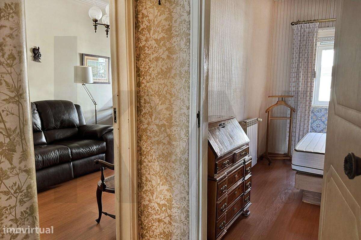 Apartamento T2 Centro Damaia de Cima-25