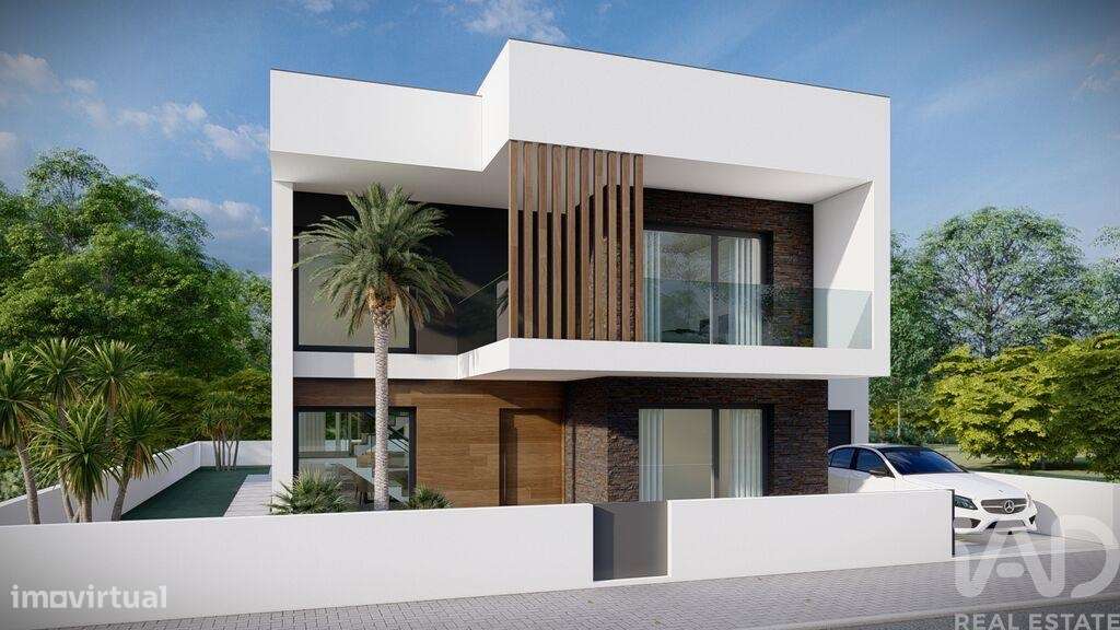 Casa / Villa T4 em Fernão Ferro de 180,00 m2 - Grande imagem: 2/7