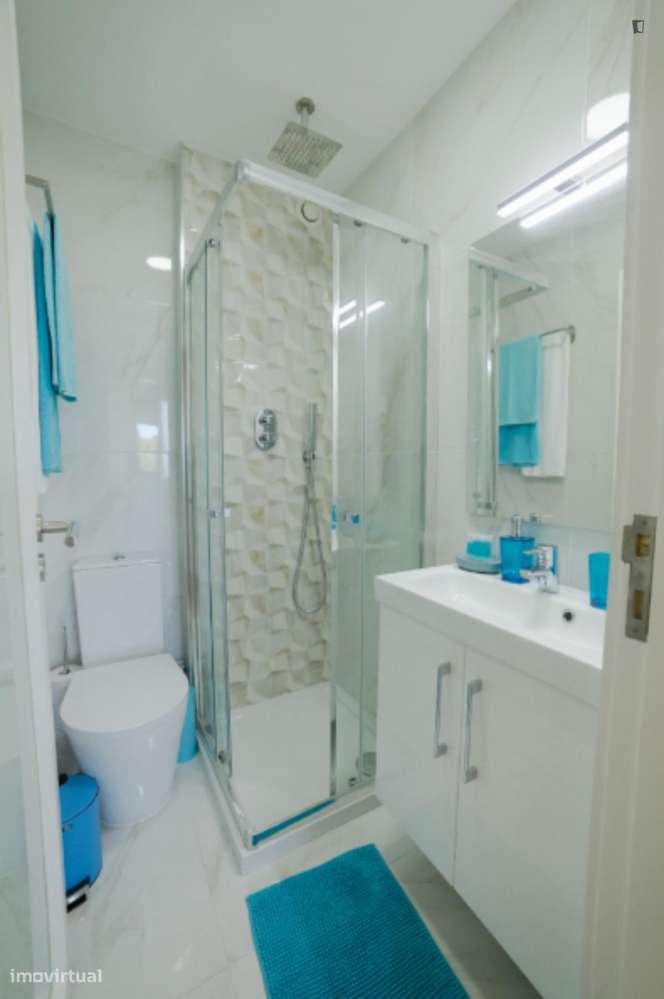 Quarto - localizado em Paranhos Porto - Grande imagem: 2/20