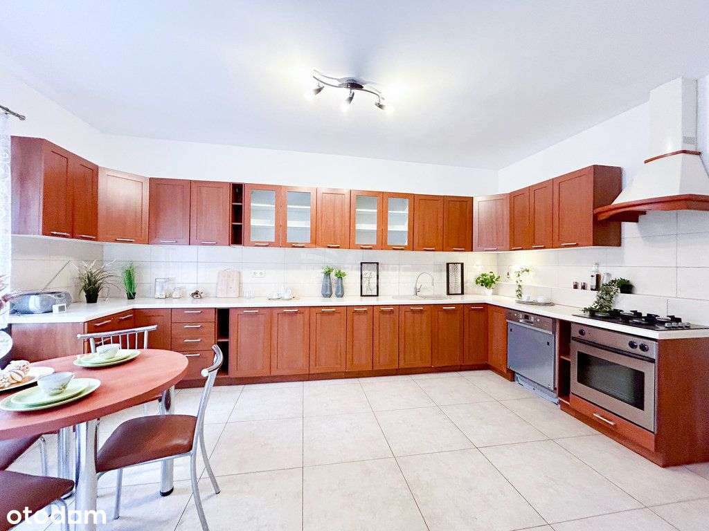 Duży dom idealny do mieszkania i biznesu! - Pełny obrazek: 4/20