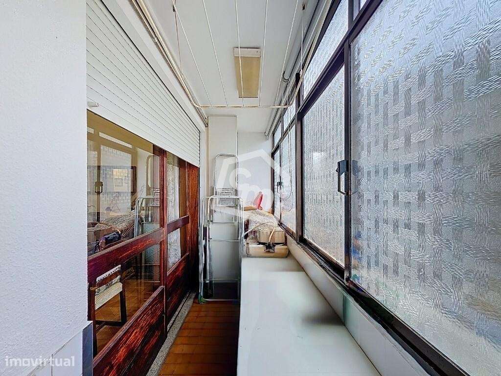 T4 com Garagem Box | 3 Frentes | 4 Varandas | Matosinhos Sul-13