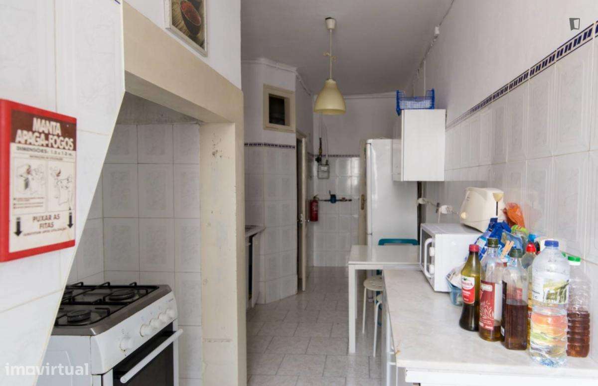 Quarto - localizado em Saldanha Lisbon - Grande imagem: 4/16