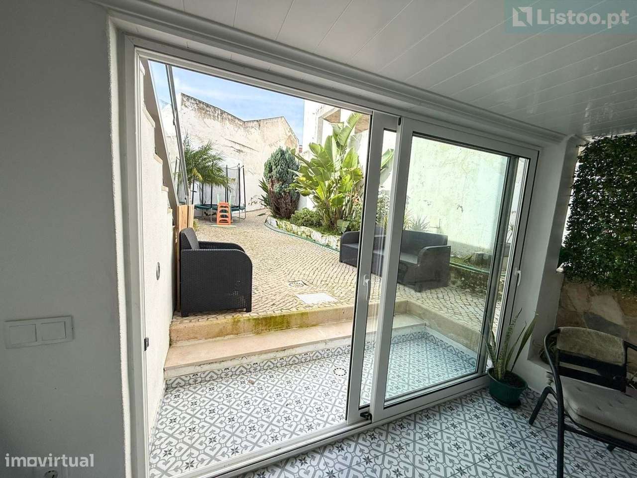 Moradia T3 com terraço, no centro Cartaxo-16