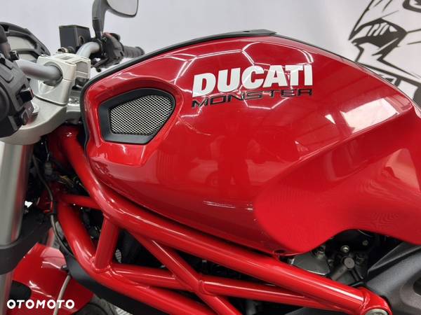 Ducati Monster - 37