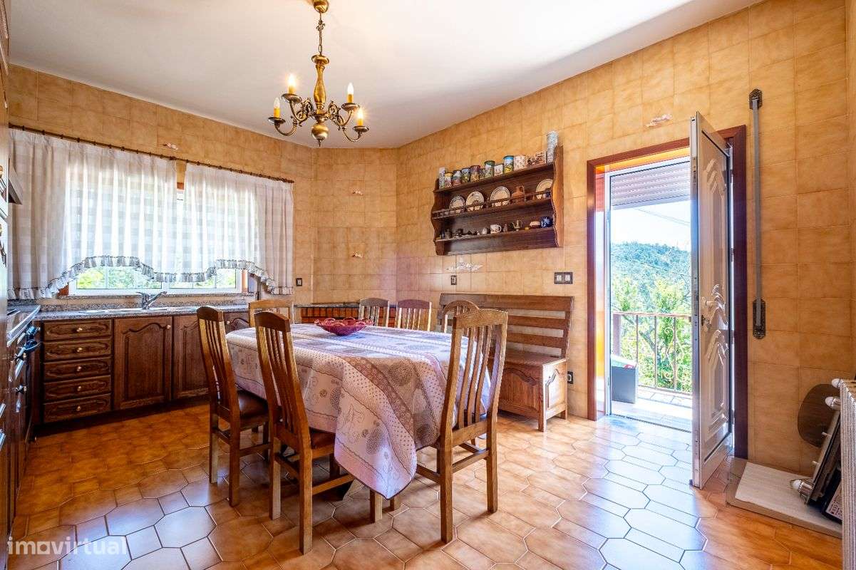 Moradia T4 para venda-19