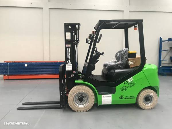 Outra não listada Empilhador NOVO Euroyen 2500 Kgs com bateria de Lítio - 3