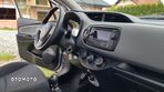 Toyota Yaris 1.5 Dynamic - 25