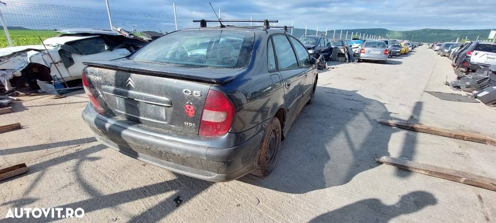 Dezmembrari Citroen C5 AN 2005 Motor 1.6HDi - 2