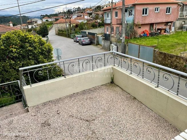 Prédio para Habitação com loja para comércio-9