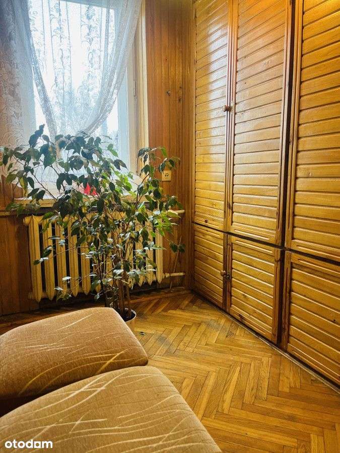 Dom 250m2, działka 944m2; ul. Poświątne-13