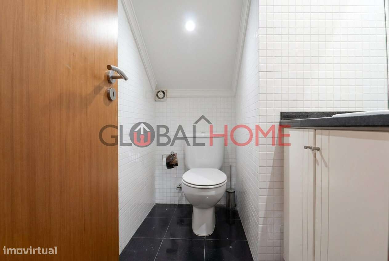 Duplex T2+1 com vista mar em Canidelo-19