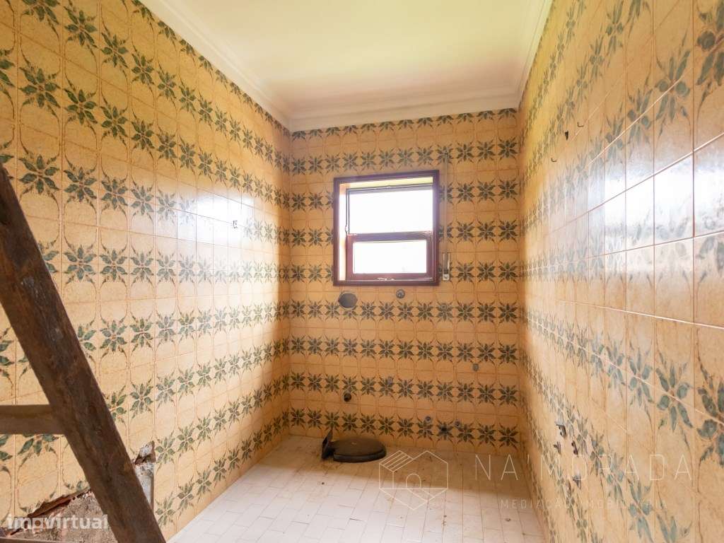 Moradia isolada com 3.000 m2 de terreno para venda em Santa Maria d...-17