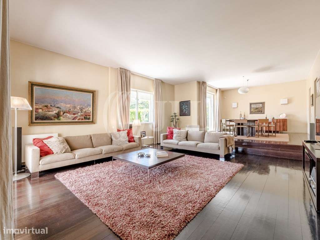 Moradia T6+1, com garagem, piscina e jardim, Foz , Porto - Grande imagem: 2/32